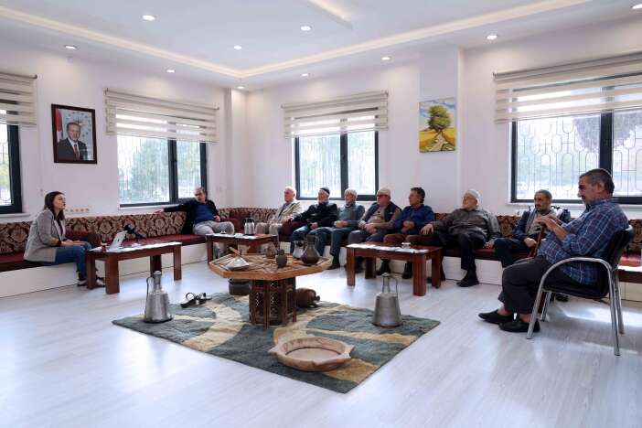 karatayda-aileleri-yakindan-ilgilendiren-egitim-uzman-isim-riskleri-anlatti