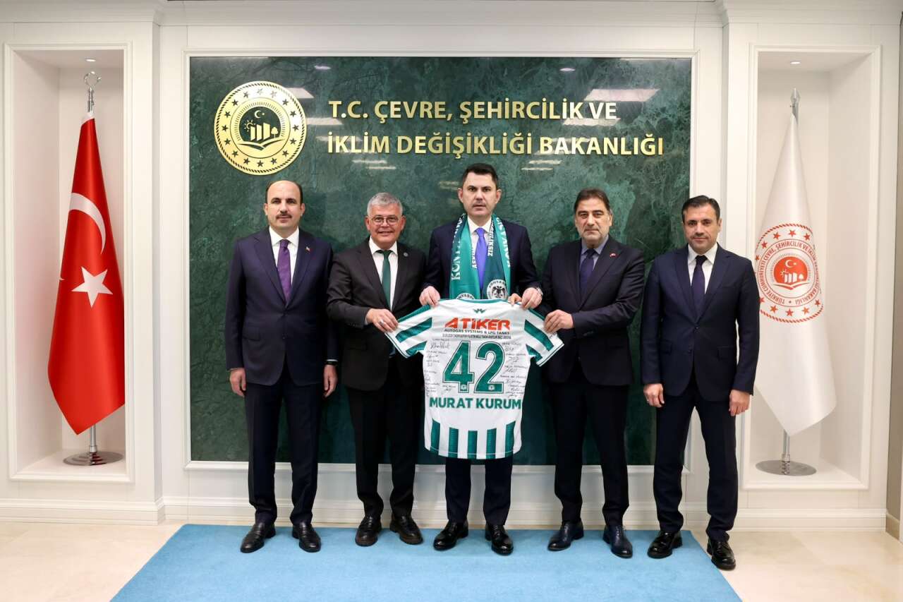 4-isim-konyaspor-icin-bakan-kurum-ile-gorustu
