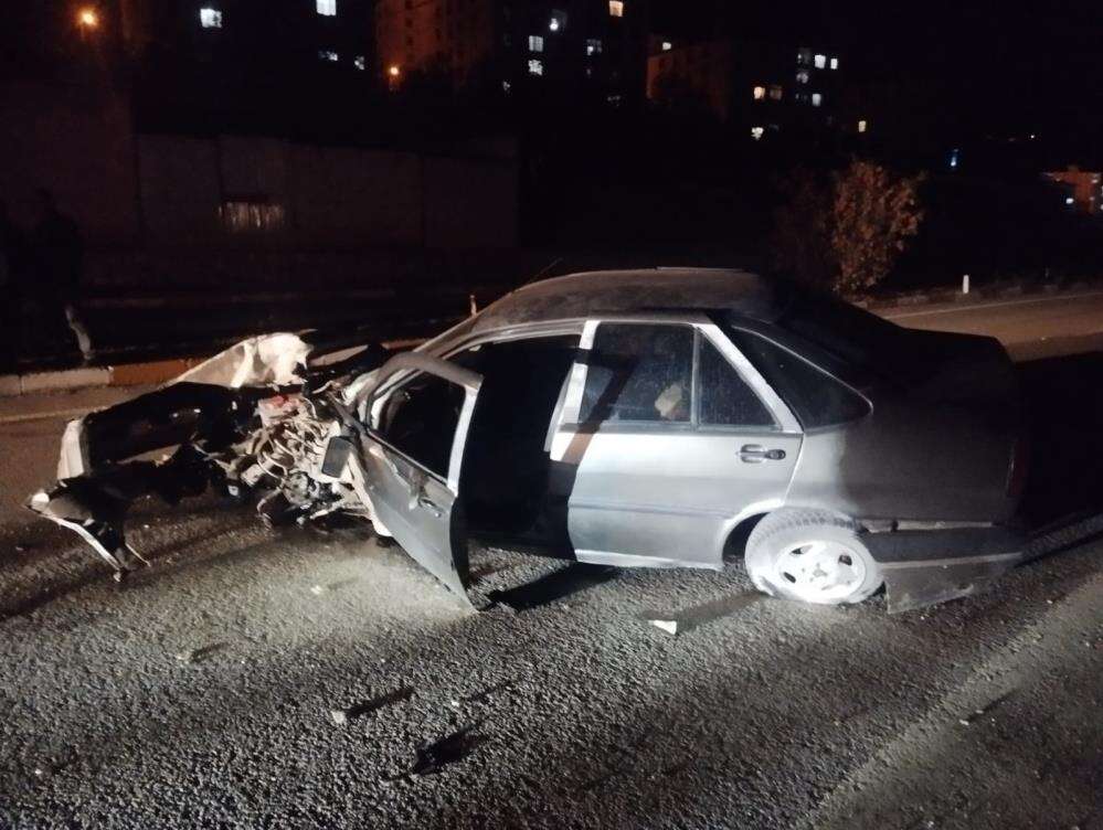 direge-carpan-otomobilin-surucusu-hastanelik-oldu