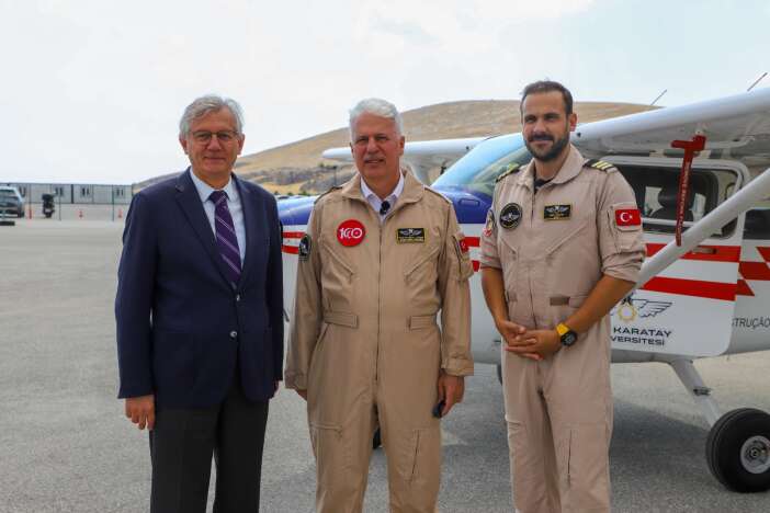 sivil-havacilik-genel-muduru-konyada-pilot-adaylariyla-bulustu