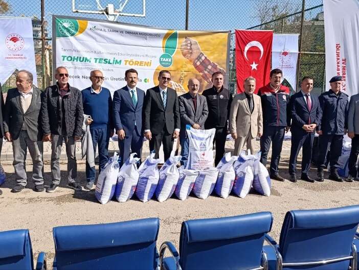 konyada-nadas-alanlari-uretime-kazandirilacak-ciftciye-30-tonluk-destek-saglandi