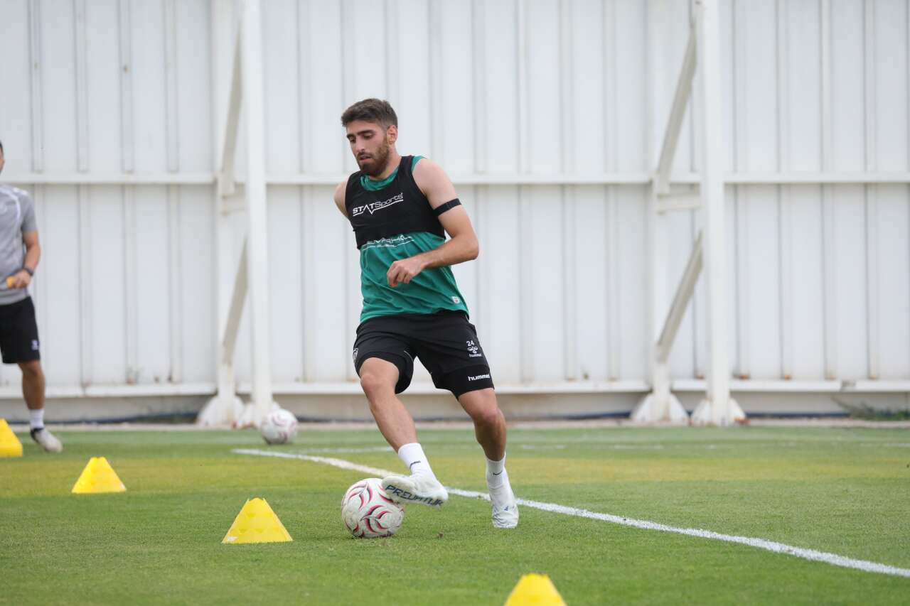 fifa-konyasporun-transfer-tahtasini-kapatti