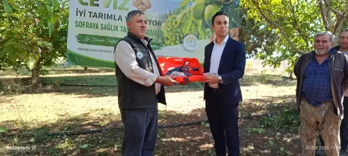 konyada-ceviz-bahcelerinde-cifte-sevinc-hasat-ve-destek-ayni-anda-geldi