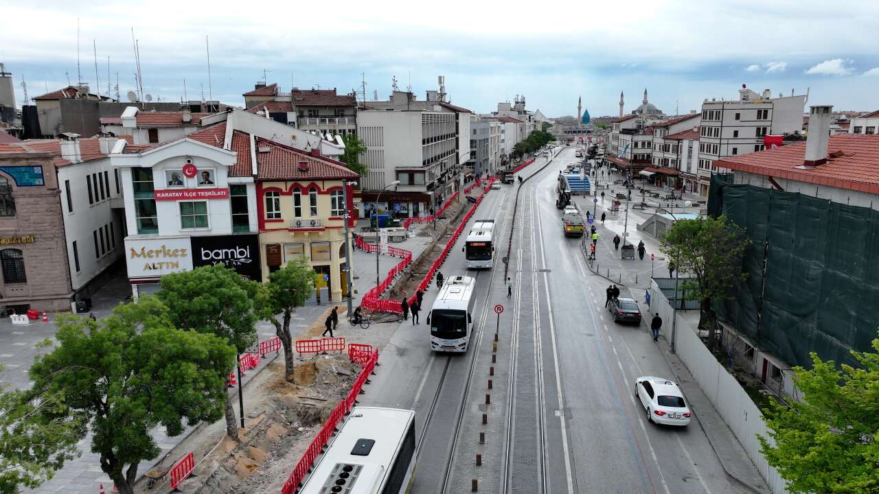 konyada-mevlana-caddesi-trafige-kapatilacak-mi