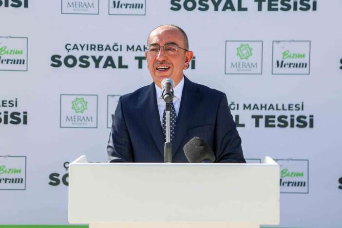 konyada-yatirimlar-hiz-kesmiyor-bir-mahallede-temel-atildi-digerine-mujdesi-verildi