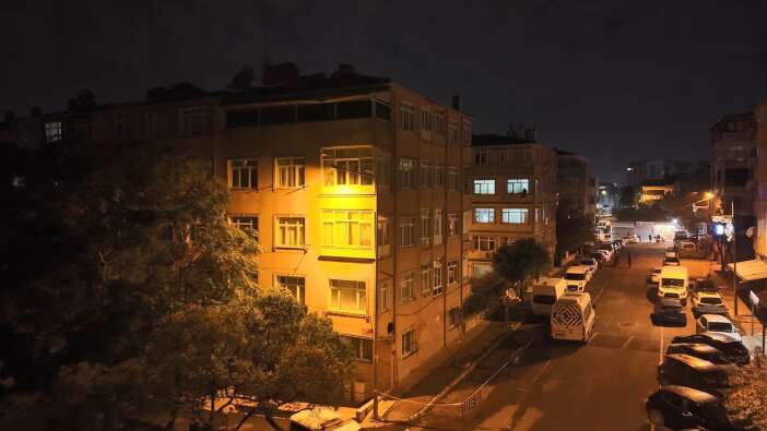 5-katli-binadan-gelen-ihbar-ekipleri-alarma-gecirdi