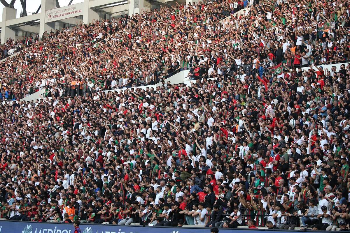 amedspor-konyaspor-maci-sonrasi-iki-takima-da-ceza-cikti