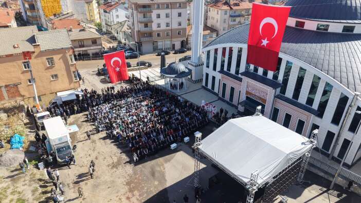 konyanin-silah-uretimiyle-unlu-mahallesine-yeni-cami-kazandirildi
