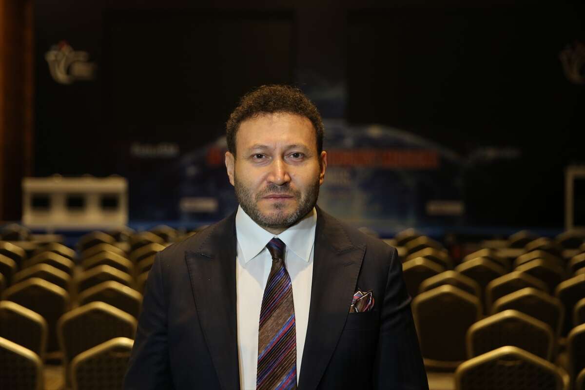 turkiye-acil-tip-vakfi-baskani-prof-dr