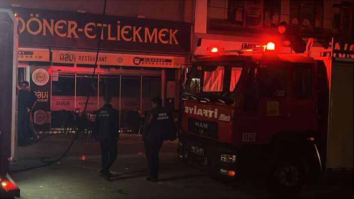 konyada-etliekmekcide-yangin-panigi-itfaiye-seferber-oldu