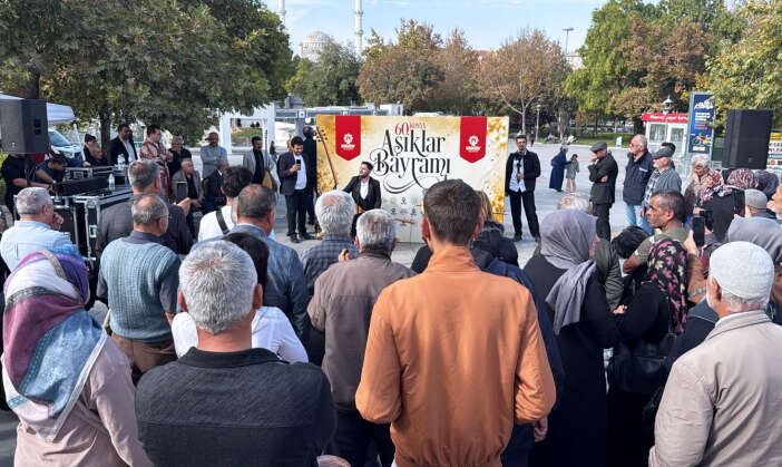 seker-fabrikasindan-mevlana-meydanina-uzanan-60-yillik-gelenek-konya-asiklar-bayrami-basladi