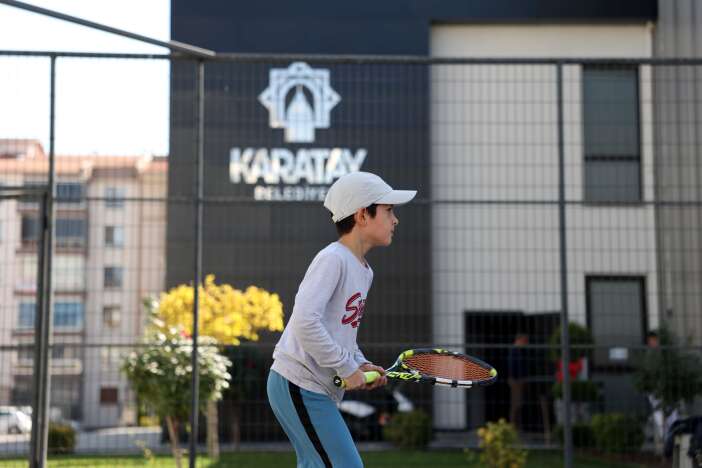 konyada-29-ekim-tenis-turnuvasi-sona-erdi