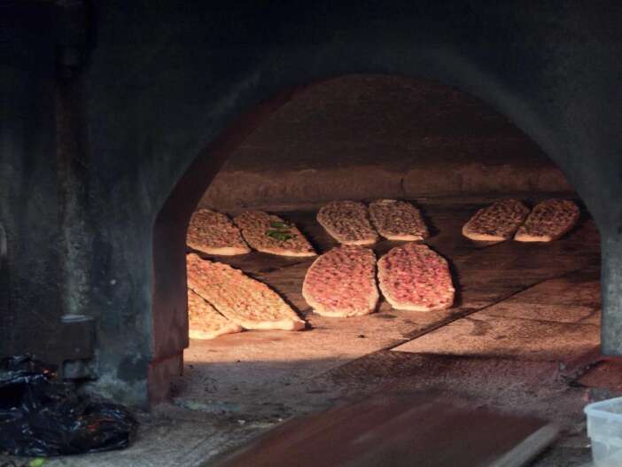 konyanin-etliekmegine-rakip-cikti-gunde-1000-pide-satiliyor