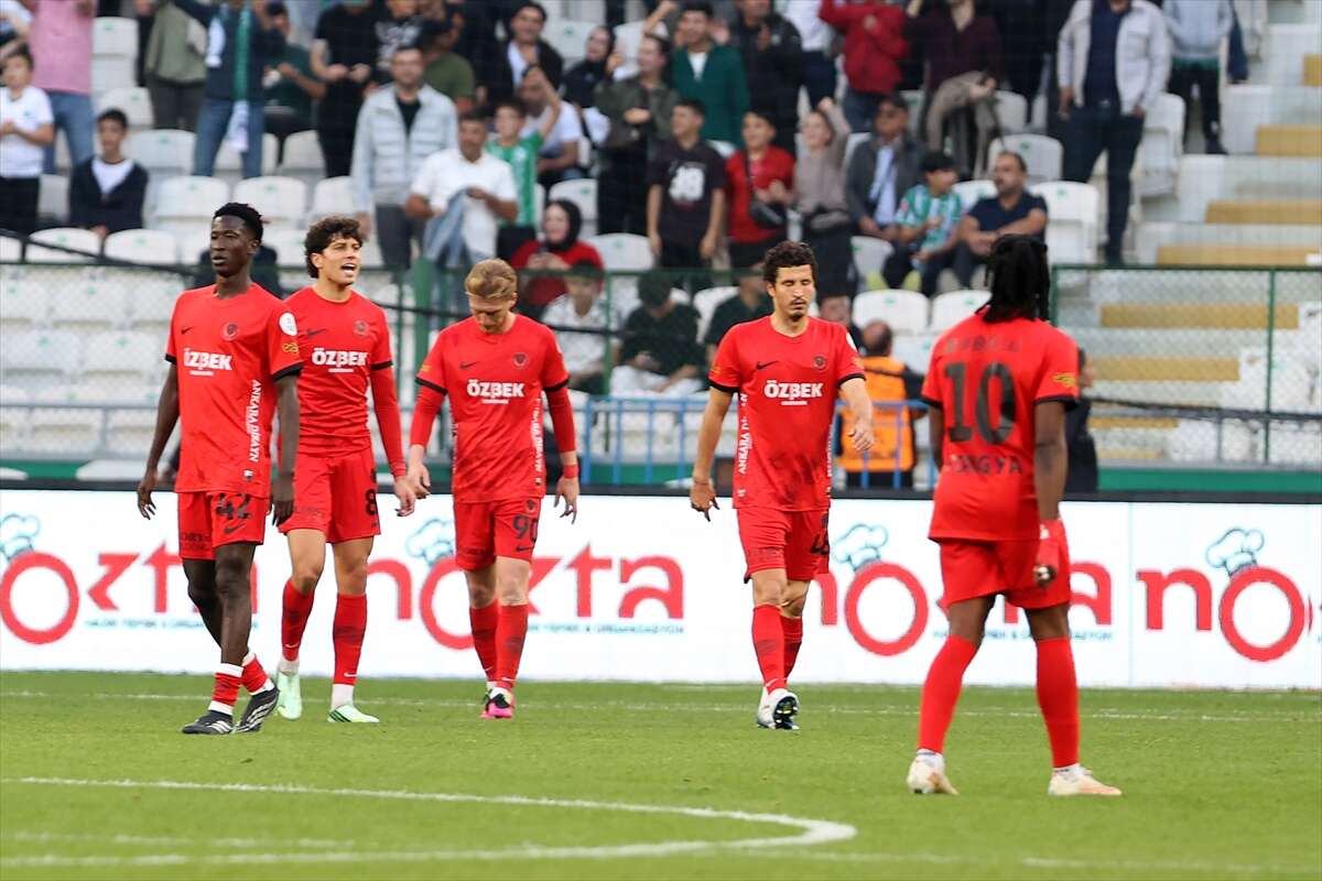 konyaspor-macinda-yasananlar-genclerbirligini-pfdkya-tasidi