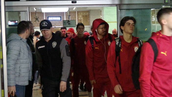 galatasaray-kafilesi-konyada-boyle-karsilandi
