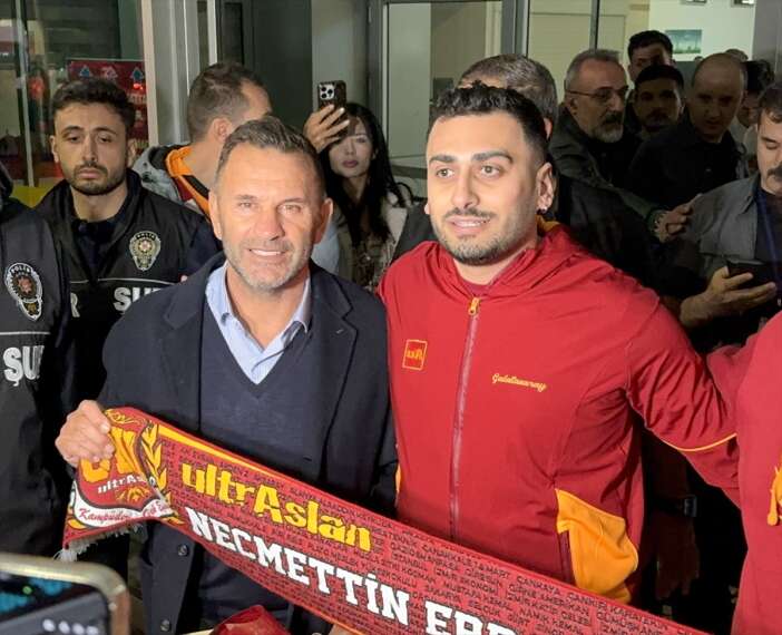 galatasaray-kafilesi-konyada-boyle-karsilandi