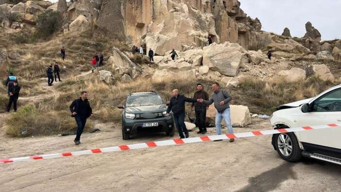 kapadokyada-peribacasi-coktu-olu-ve-yaralilar-oldugu-belirtiliyor