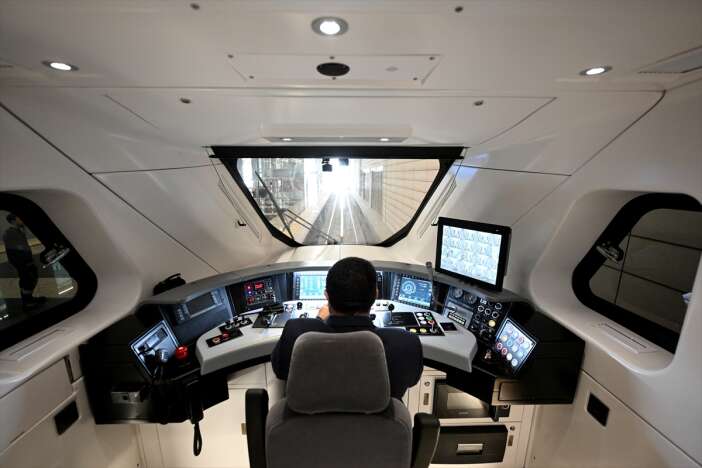 yerli-ve-milli-tren-konyaya-ulasimi-hizlandiracak-250-kilometre-hiza-ulasti