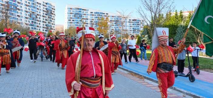 konyanin-en-buyuk-sitesinde-cumhuriyet-coskusu