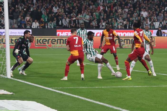 konyaspor-galatasaray-l-canli-anlatim